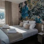 Hotel De La Marine 3*