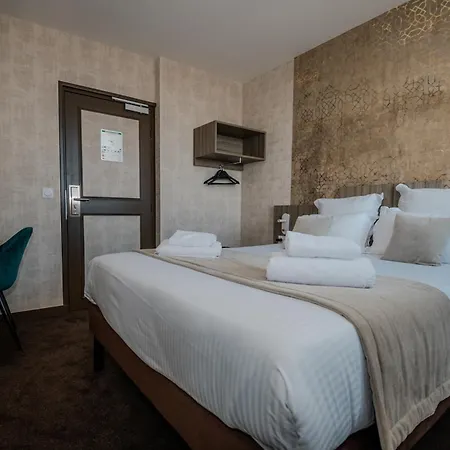 Le Grand De La Marine 