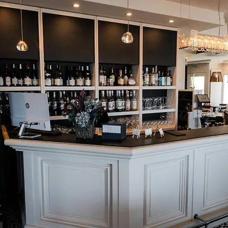 De La Marine Otel Port-en-Bessin-Huppain
