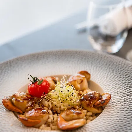 Hotell Le Grand De La Marine 