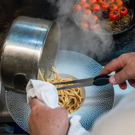 De La Marine Port-en-Bessin-Huppain