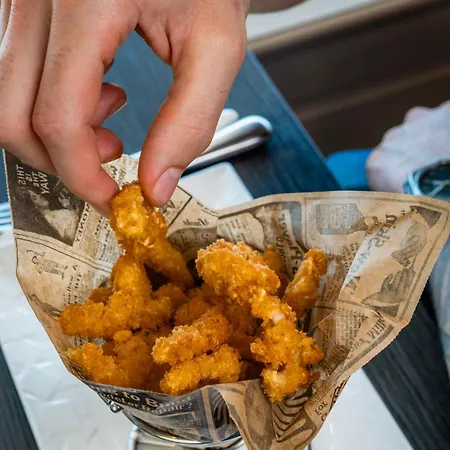 Hotell Le Grand De La Marine 