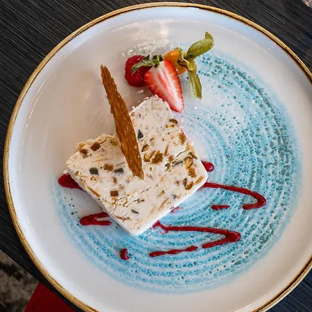 Le Grand De La Marine 