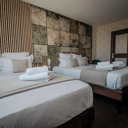 Hotell De La Marine Port-en-Bessin-Huppain