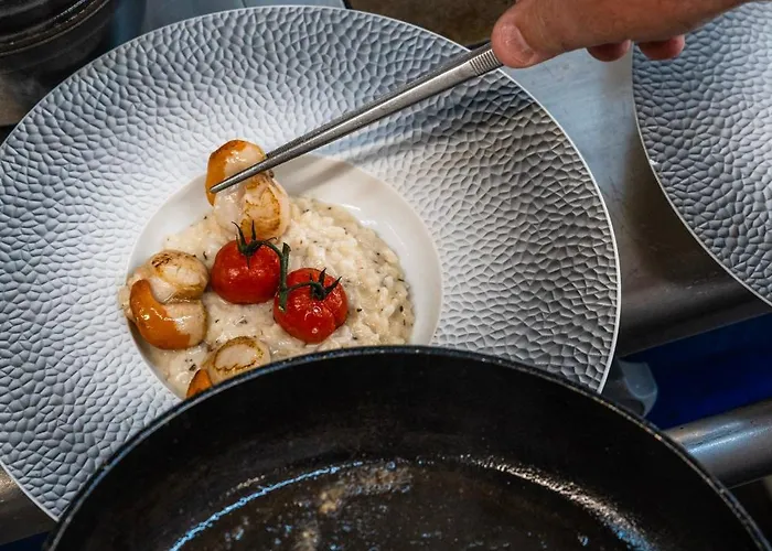 Le Grand De La Marine 