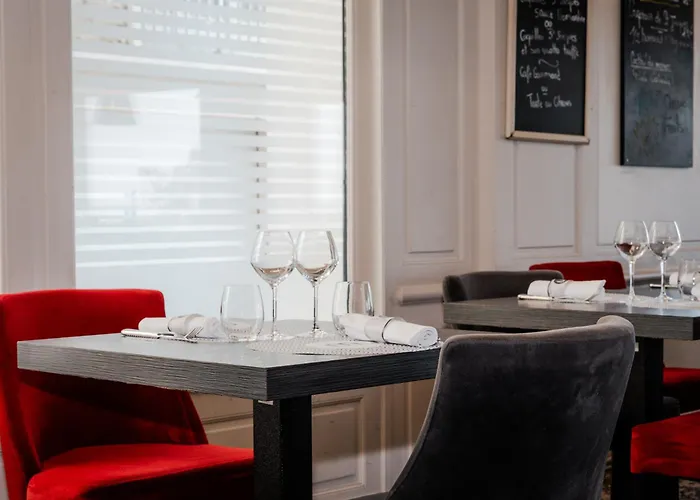 Le Grand De La Marine 