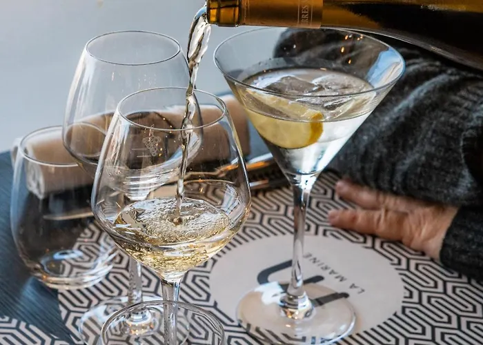 Le Grand De La Marine 