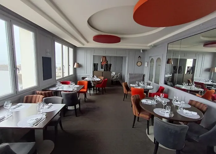 Le Grand De La Marine 