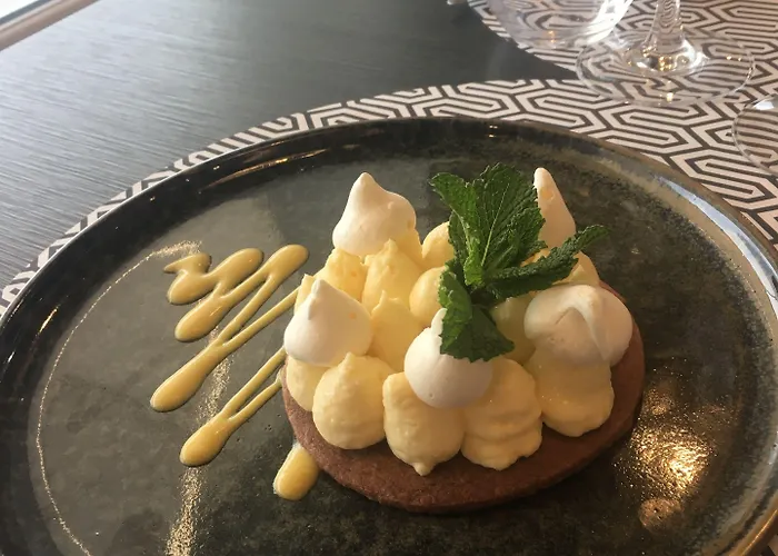 Le Grand De La Marine 