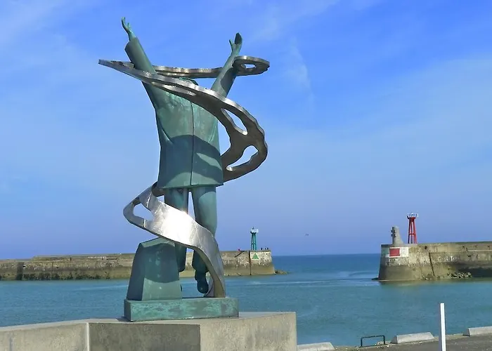 Le Grand De La Marine 